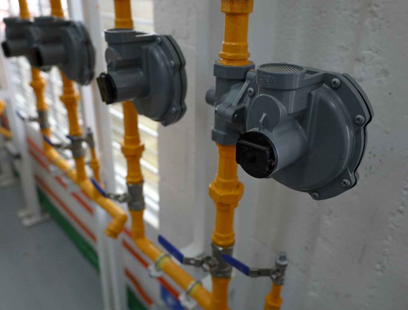 New gas line installation with shutoff valve for an outdoor kitchen in Meridian, Idaho