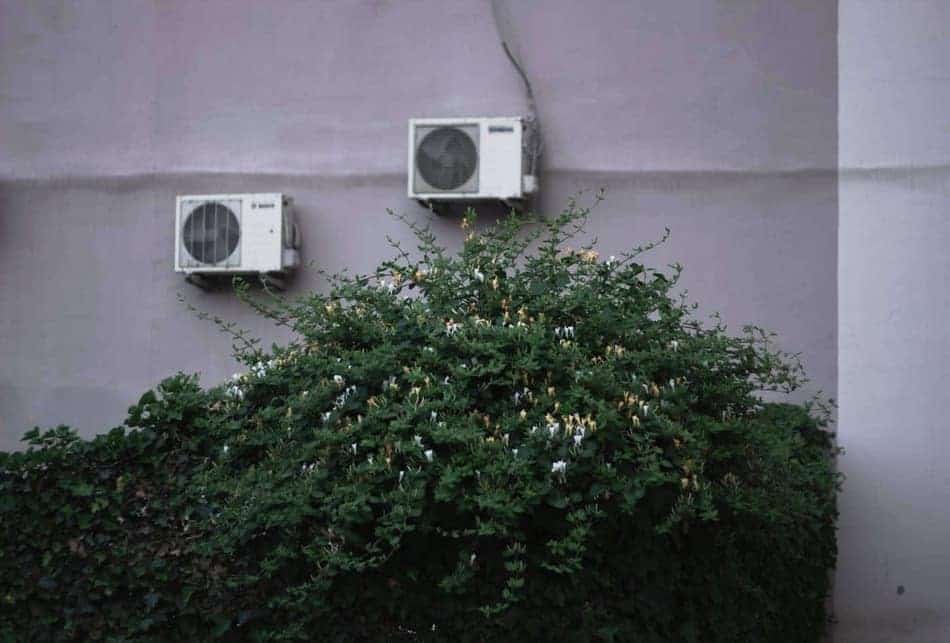 Wall mounted ductless mini split indoor unit installed in a Meridian, Idaho room
